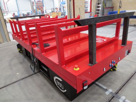 AGV para el transporte interno de grandes cargas ASTI Hardbot