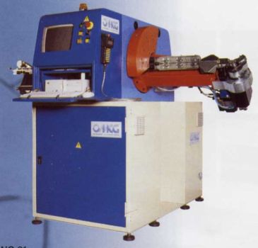 Dobladora de varilla CNC de 3 ejes OMCG CNC-61
