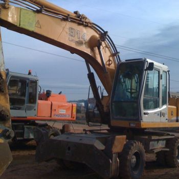 Excavadora de ruedas LIEBHERR A-914